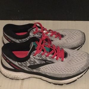 Brooks 8.5